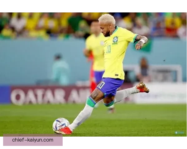 内马尔单车踩球技巧值得关注，展现出其卓越的球技与创造力