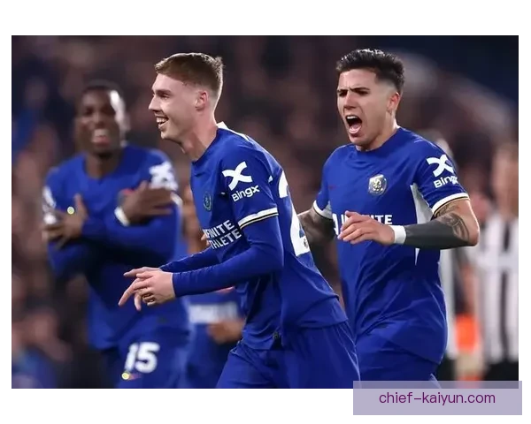 英超切尔西转会窗表现稳健，球队引援策略引发关注