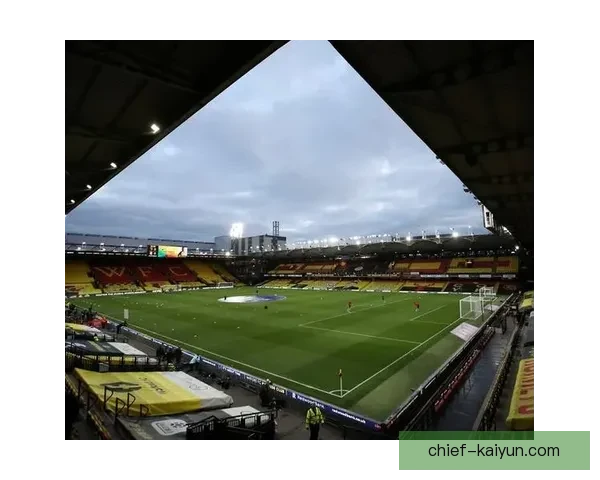 英超卢顿新球场建设进展持续受到外界关注，吸引球迷期待。