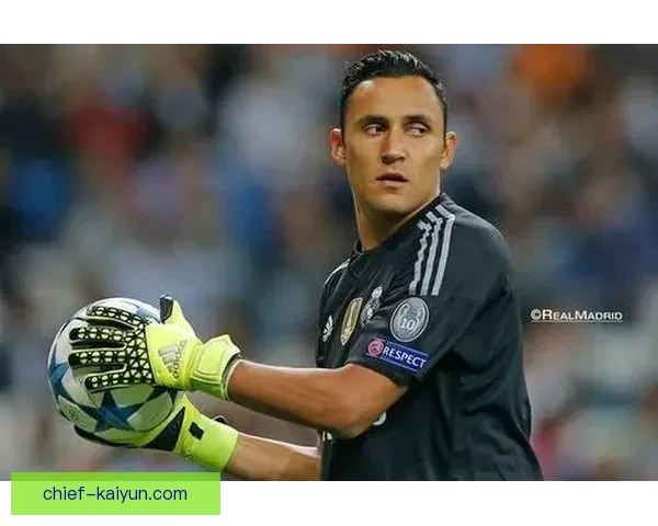 奥斯卡近期比赛表现稳健，场上影响力持续提升稳健